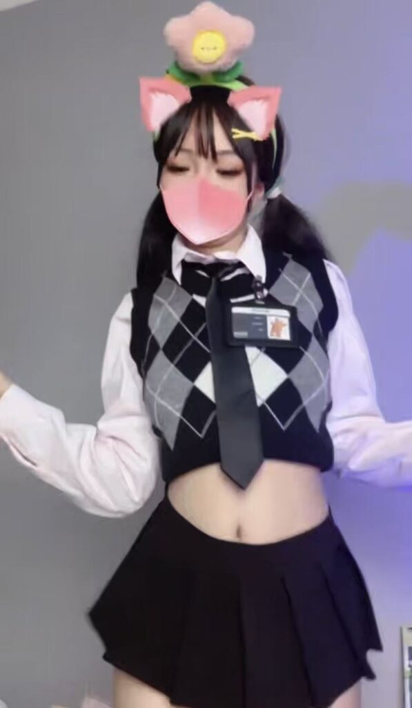 图片[6]-跳的这个舞蹈卡点太好了，视频时长将近10分钟，愣是一点没停，这些节拍全给卡上了，动作不重样，诱惑性十足呀真是~超级无敌好评！！！-SS网红科技